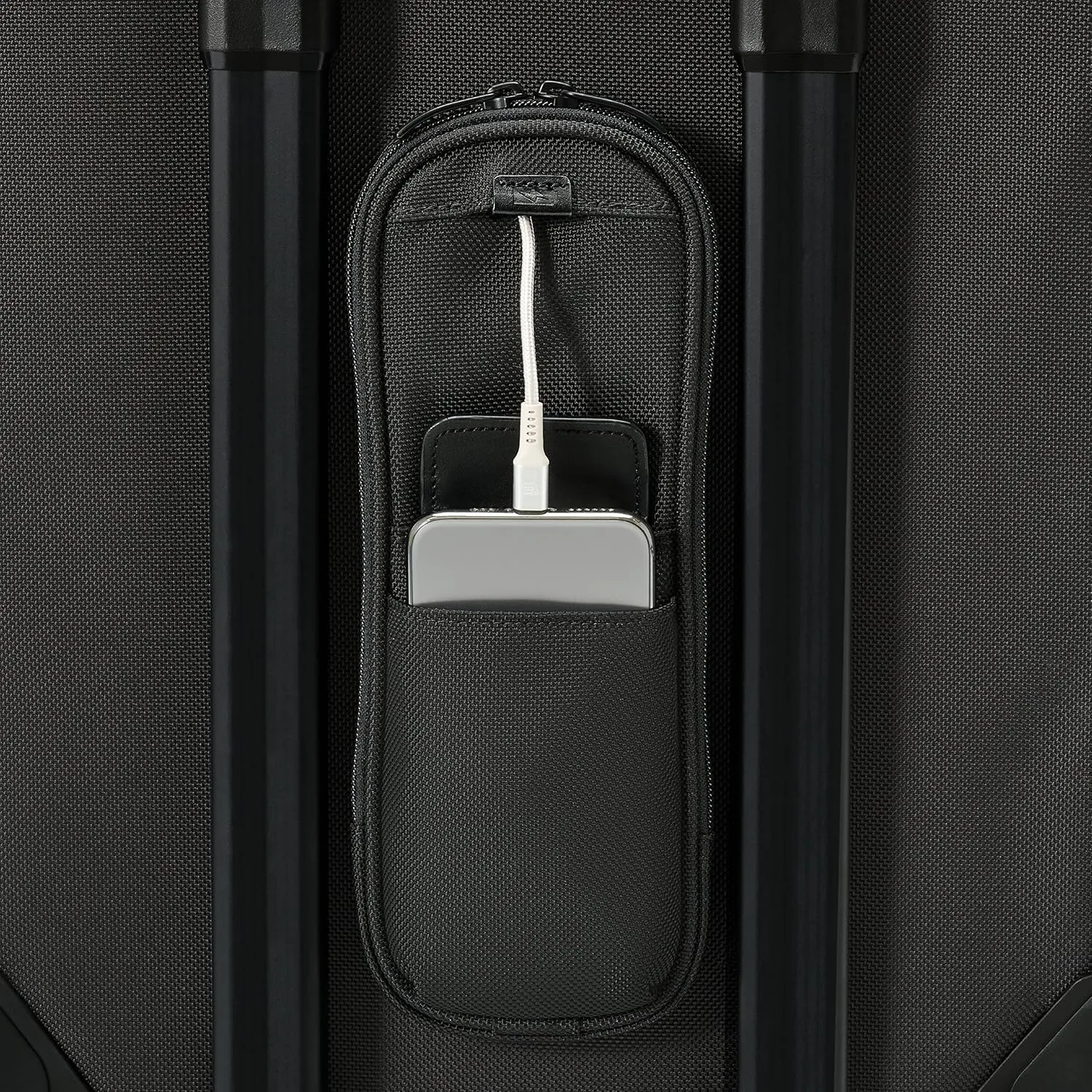 Briggs & Riley Essential 22" 2-Wheel Expandable Carry On - Luggage for Travel, Suitcases with Wheels, Softside Rolling Bag for Men & Women, Self-Repairing Zipper - Baseline Collection, Black
