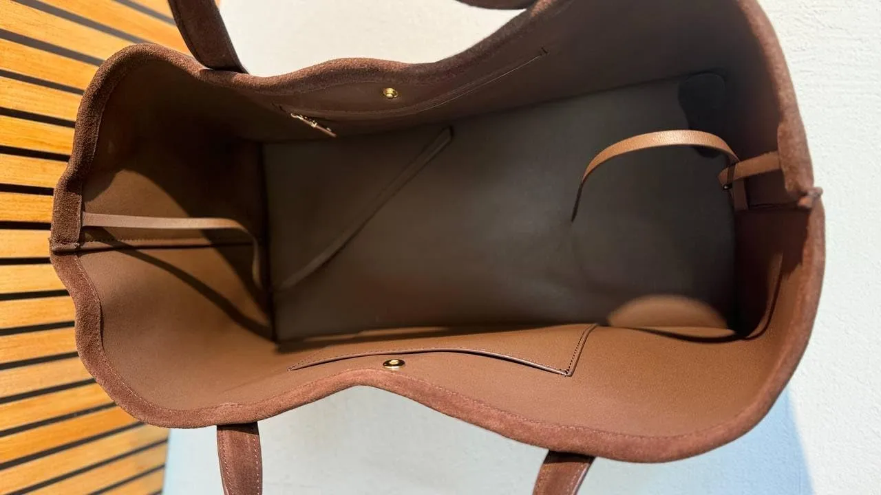 Convertible Bag in Genuine Leather and Suede – Elegance and Style in Every Detail