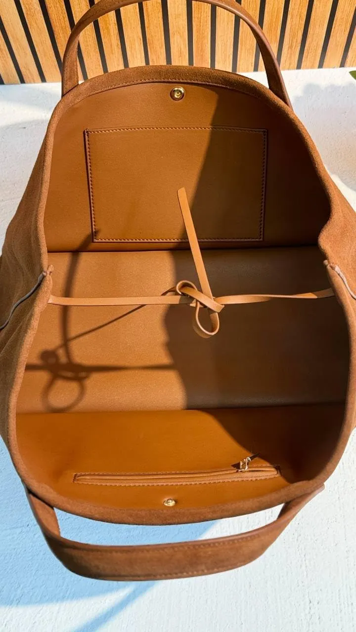 Convertible Bag in Genuine Leather and Suede – Elegance and Style in Every Detail