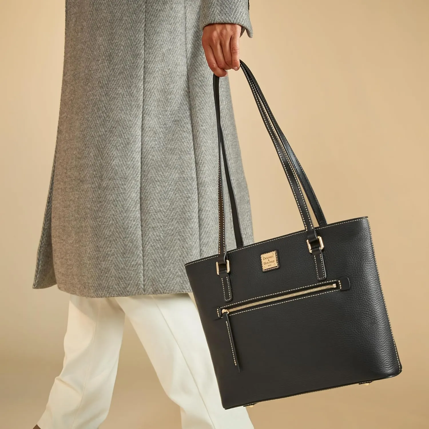 Dooney & Bourke Tote Bags for Women, Large Pebble Grain Leather Shopper Tote Bag with Zipper