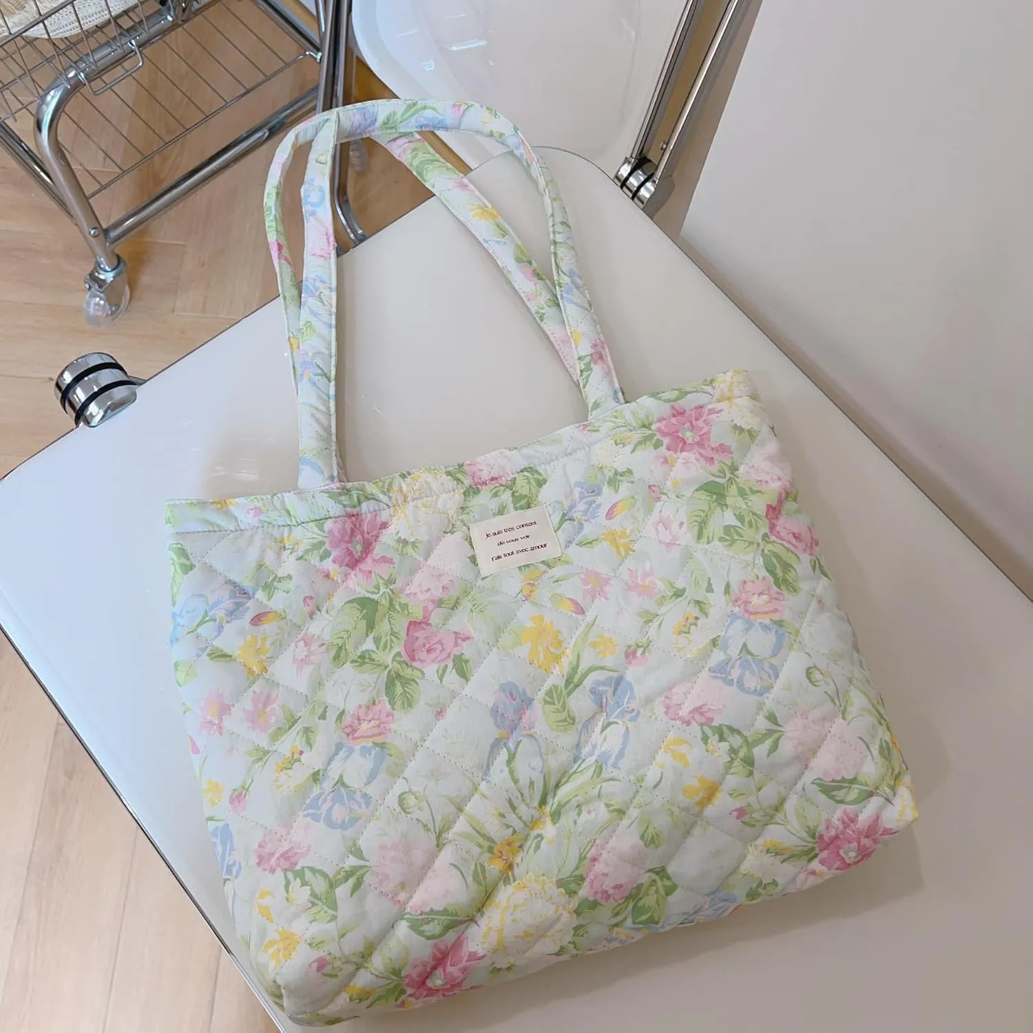 Floral Quilted Cotton Shoulder Bag Set 2-in-1 Handbag with Matching Mini Pouch Large Capacity Tote for Women A054