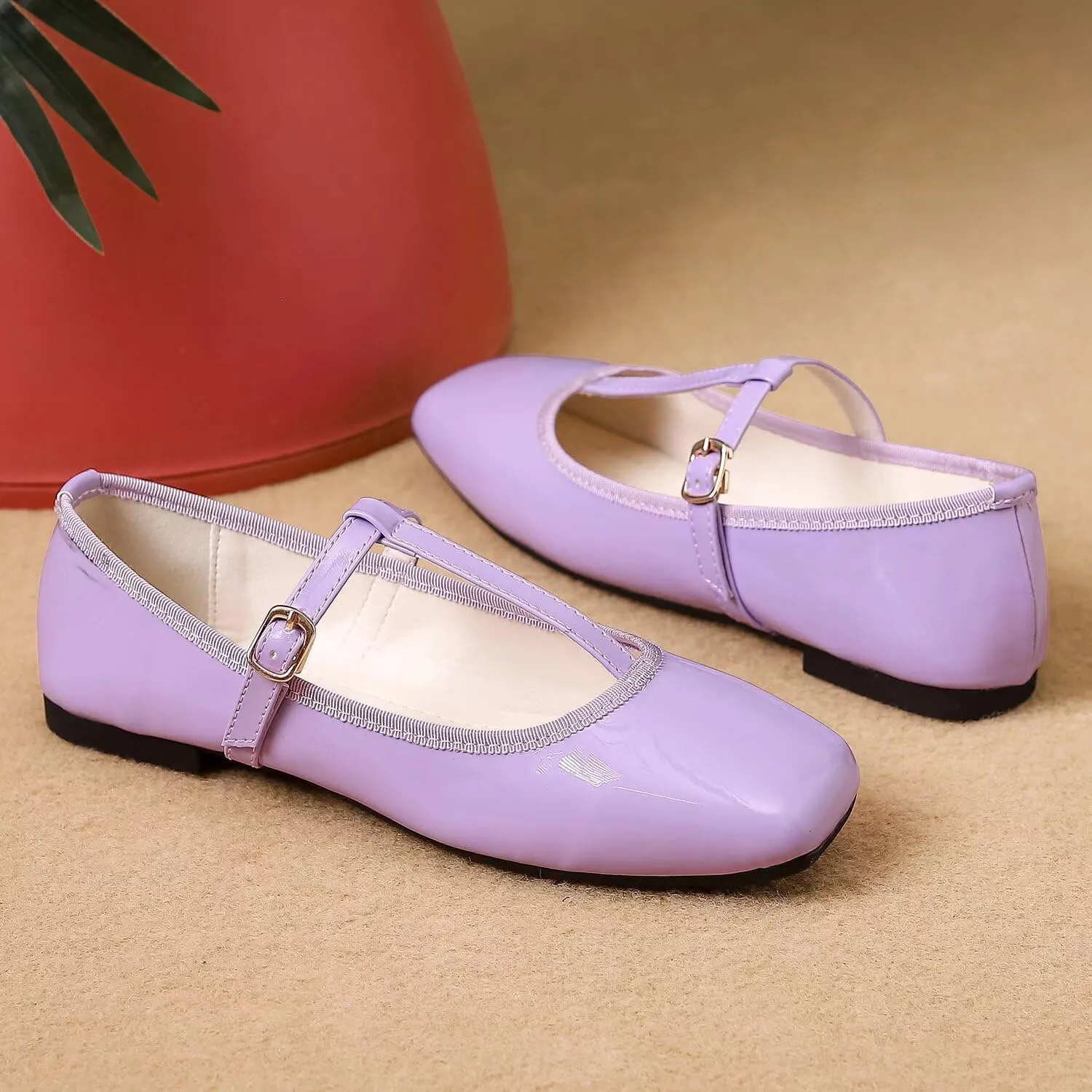 Hee grand Patent Leather Flats for Women Adjustable T-Strap Buckle Square Toe Mary Jane Shoes Comfortable Flats