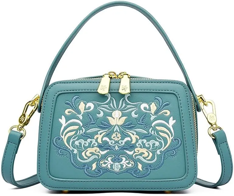 High-end design, Chinese style embroidered handbags, fashionable and atmospheric crossbody, shoulderbags.