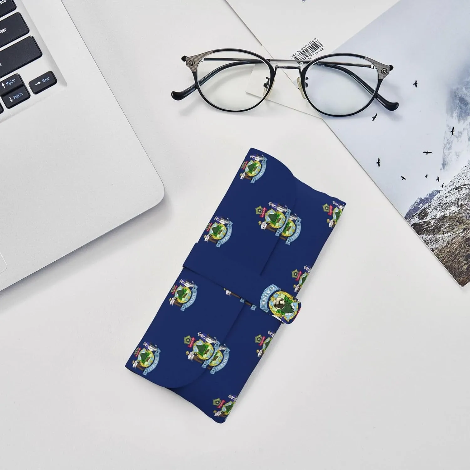 Maine State Flag Sunglasses Holder Soft Slim Travel Eyeglass Case For Men And Women