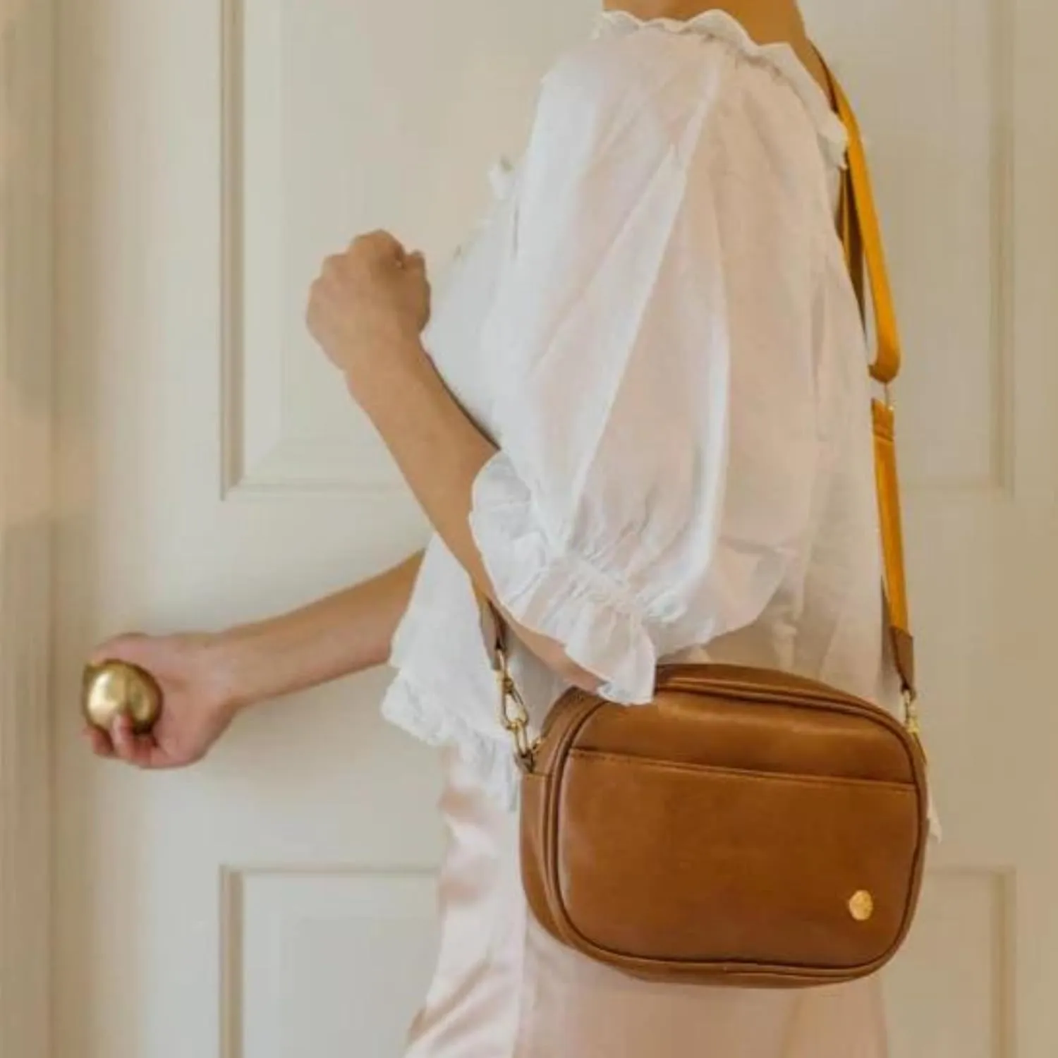 Modern Chic Crossbody Bags for Women - Frankie Convertible Crossbody Purse, Lightweight Vegan Leather Shoulder Bag