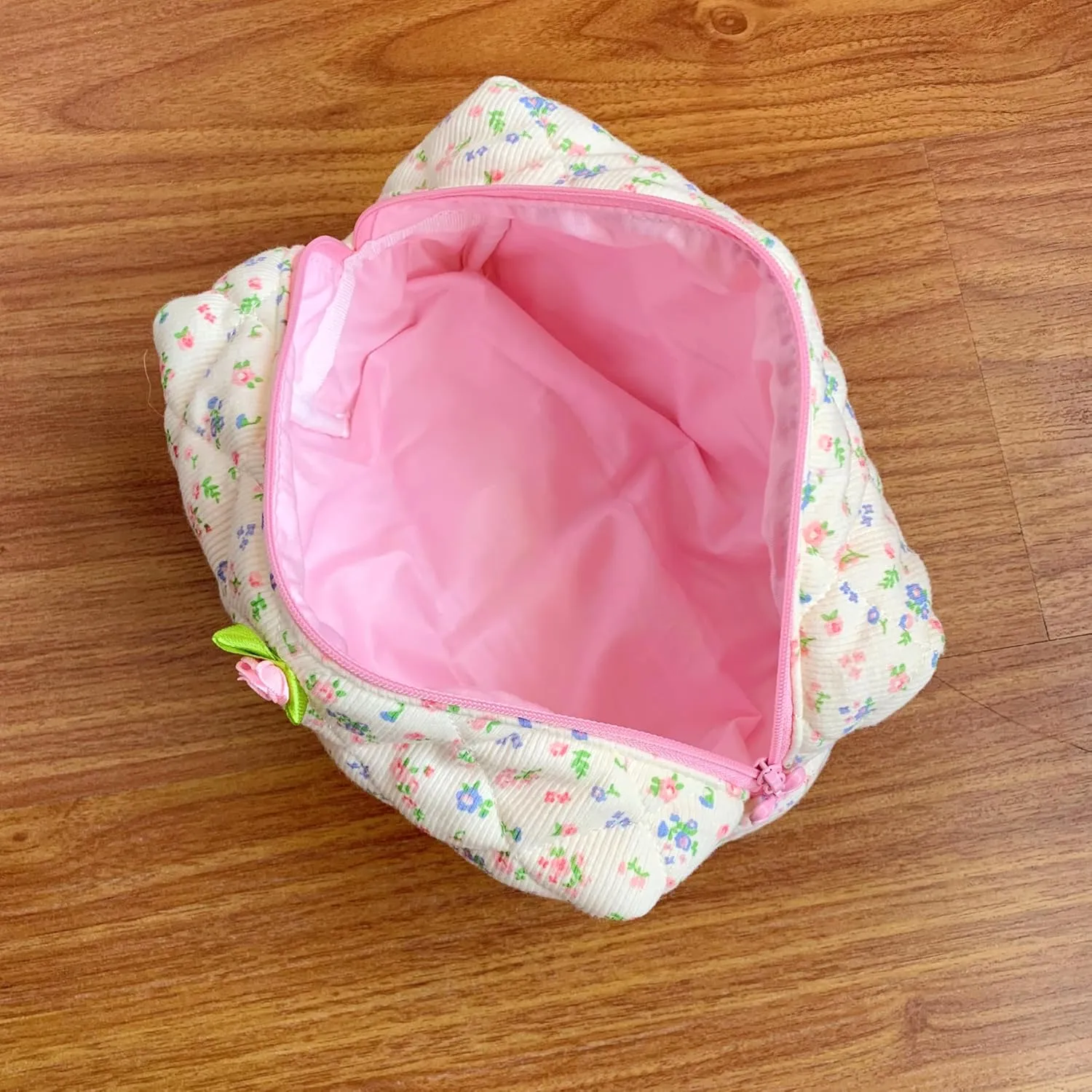 Quilted Coquette Travel Makeup Bag, Large Capacity Puffy Cotton Cosmetic Bag Toiletry Organizer for Women Reusable Washable Aesthetic Floral Pouches Handmade,Floralwhisper