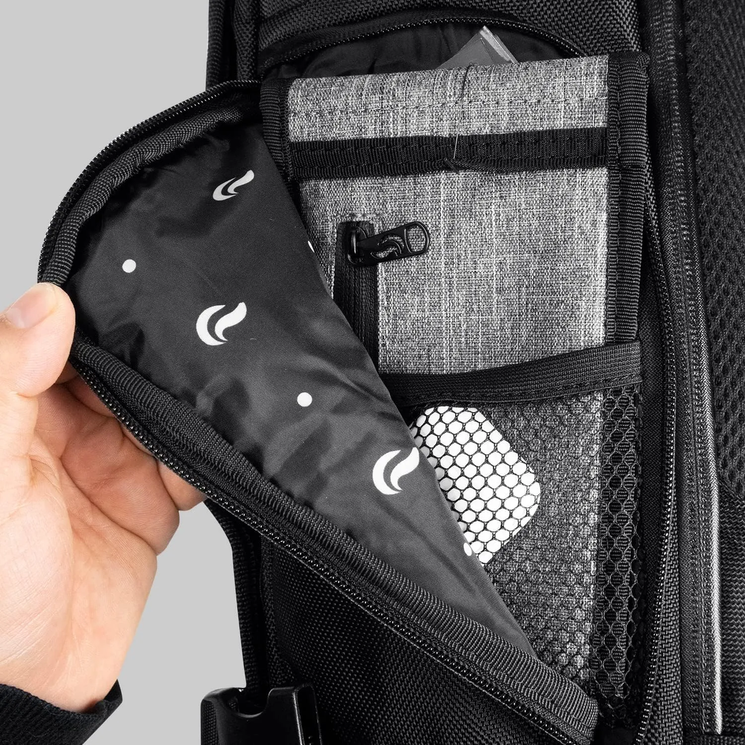 Skunk FaceOff Customizable Smell-proof Fashion Backpack with range of detachable designs (Mushroom, Large)