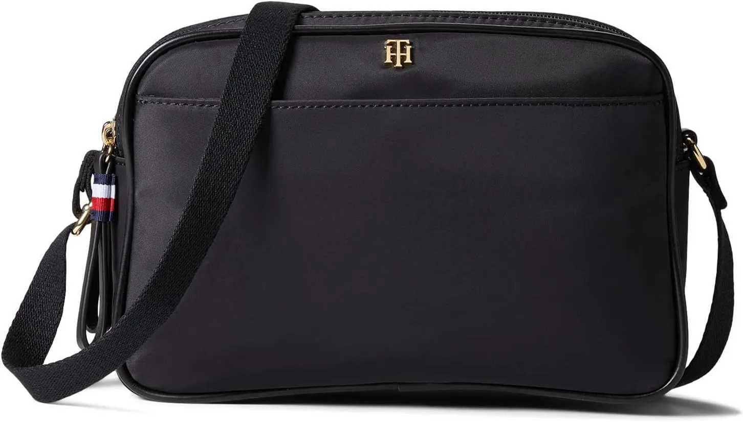 Tommy Hilfiger Cynthia II - Camera Crossbody - Smooth Nylon