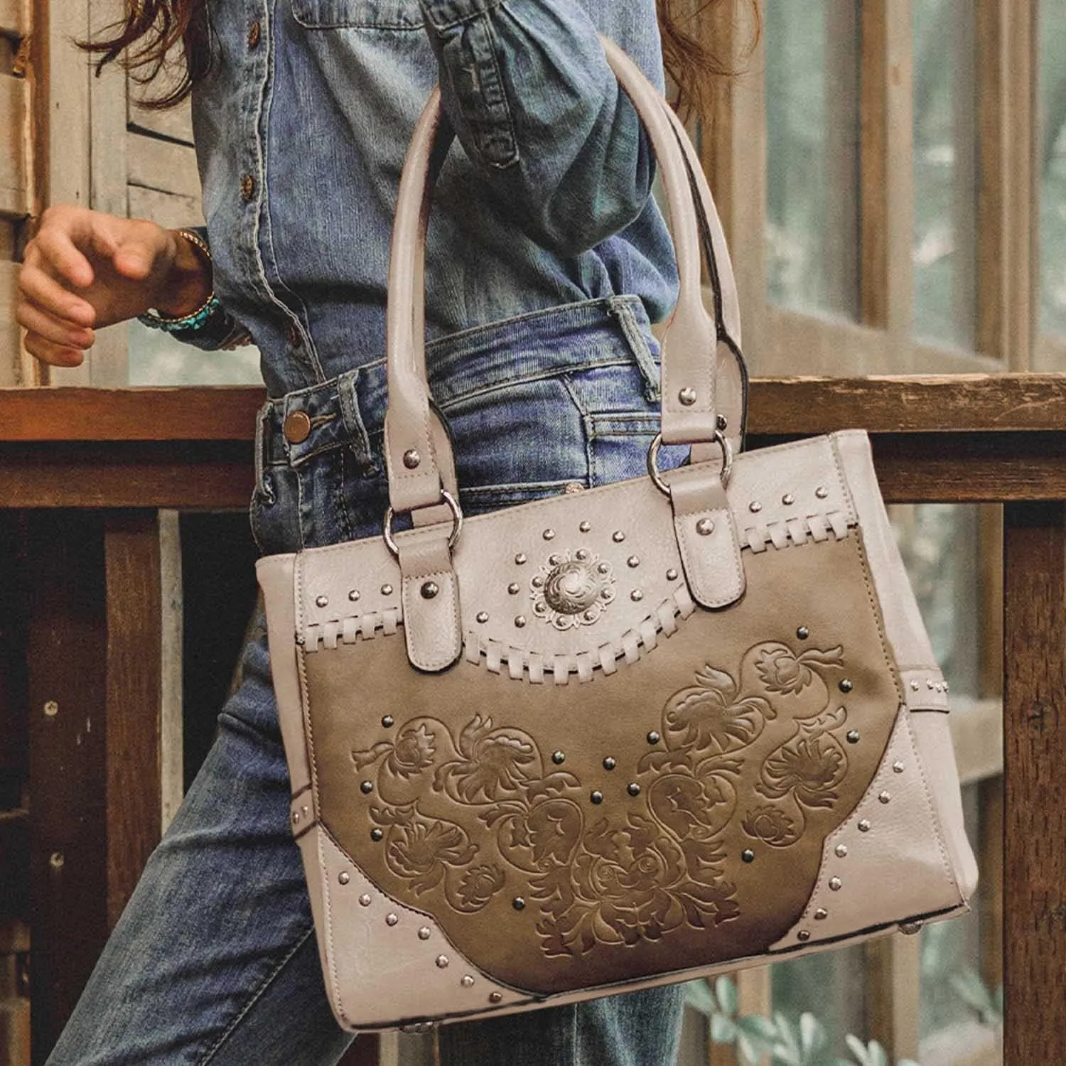 Tote Bag for Women Large Western Purse Ladies Top Handle Shoulder Handbags Vintage Embossed Concho Studs