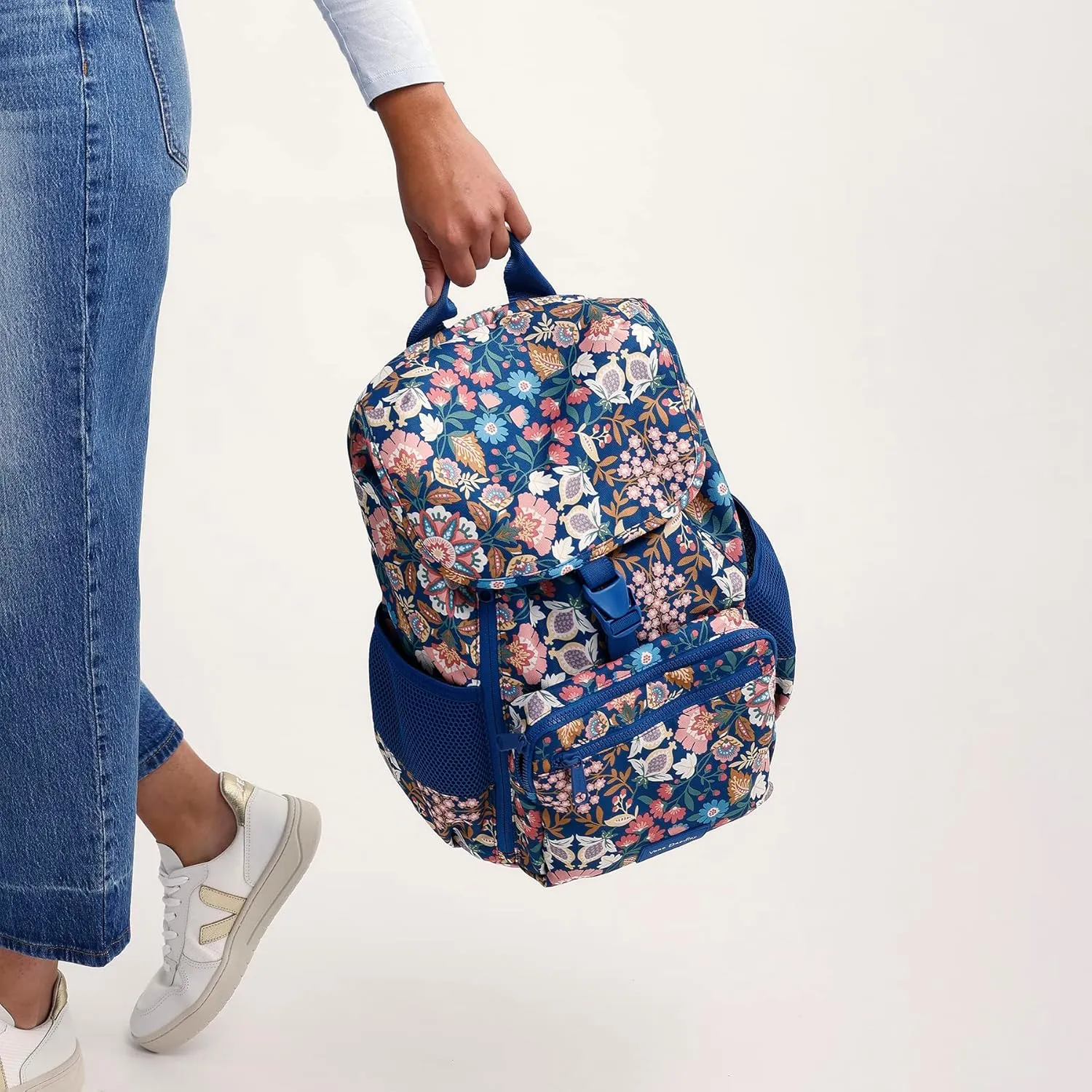 Vera Bradley Women's Recycled Lighten Up Reactive Daytripper Backpack, Tranquil Medallion, One Size