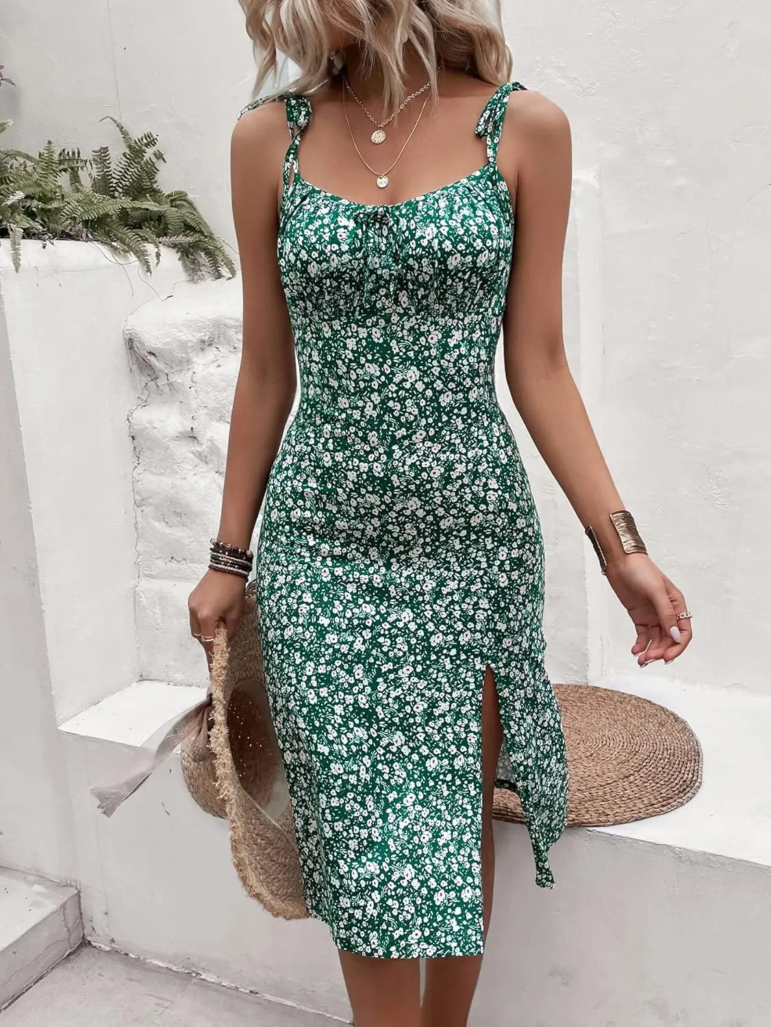 WDIRARA Women's Floral Print Tie Shoulder Split Thigh Sleeveless Boho Cami Dress
