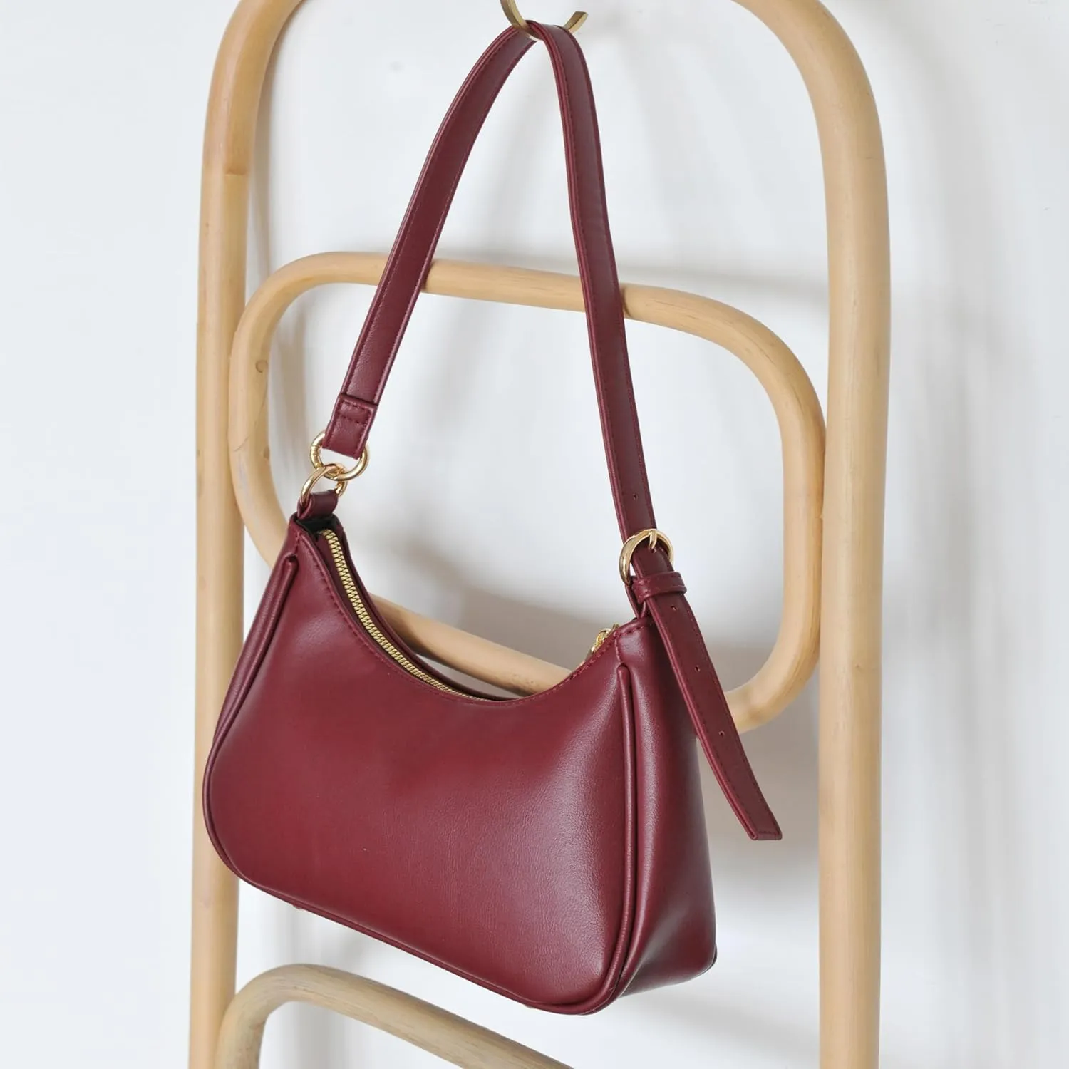 Women's Crescent Shoulder Bag Vegan Leather Chain Cross body bag Convertible Handbag