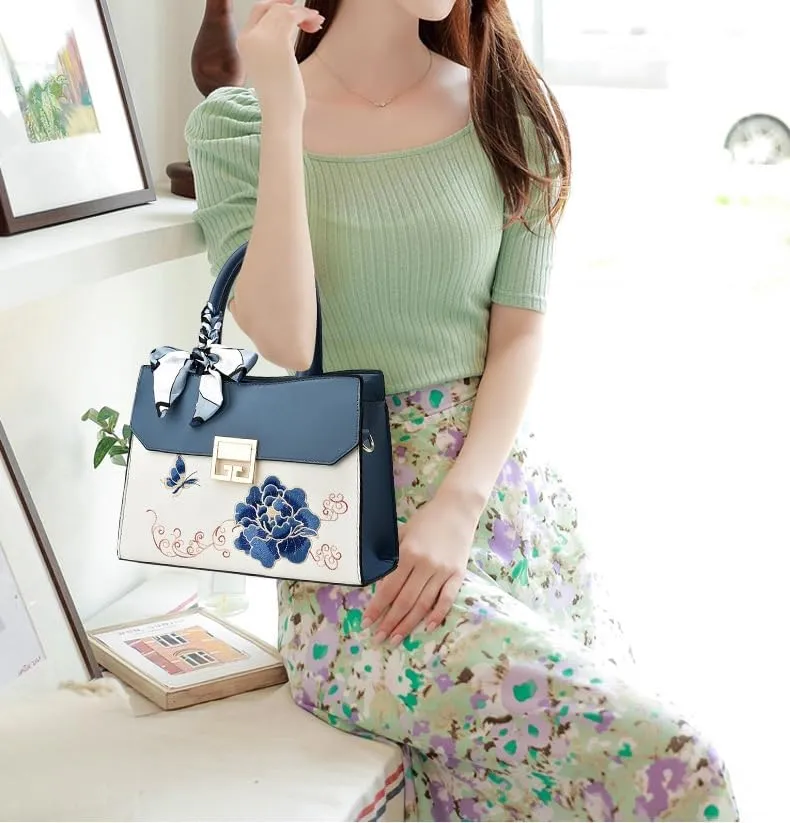 Women's Large Capacity New Embroidered Handbag With Floral Design