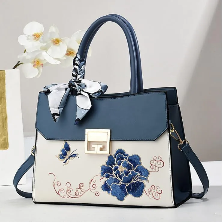 Women's Large Capacity New Embroidered Handbag With Floral Design