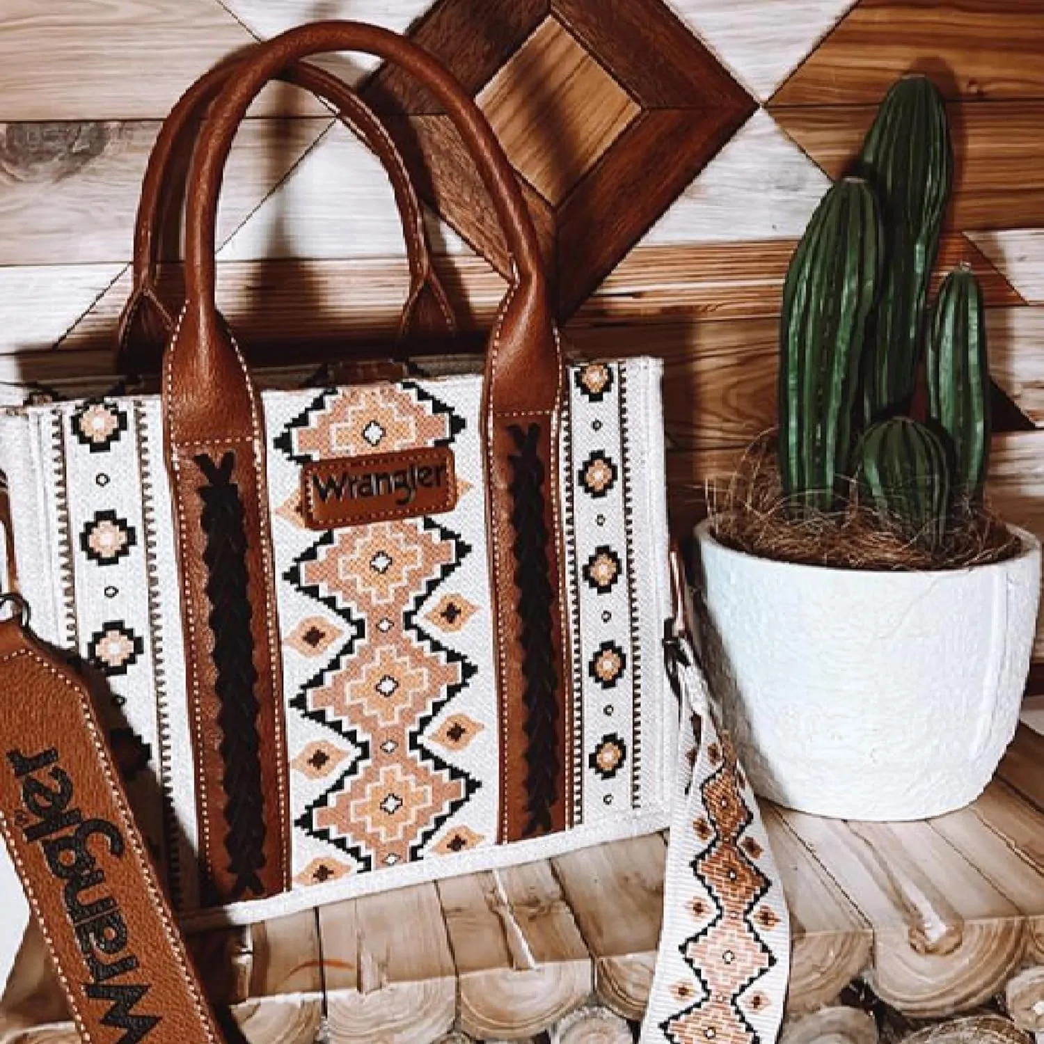 Wrangler Women's Aztec Tote Bag